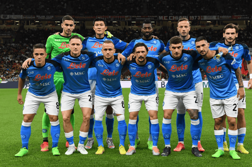 关于赛地聚焦——意大利杯转会期热度飙升；那不勒斯复出首秀；赛场秩序良好；球队文化再被提及的信息