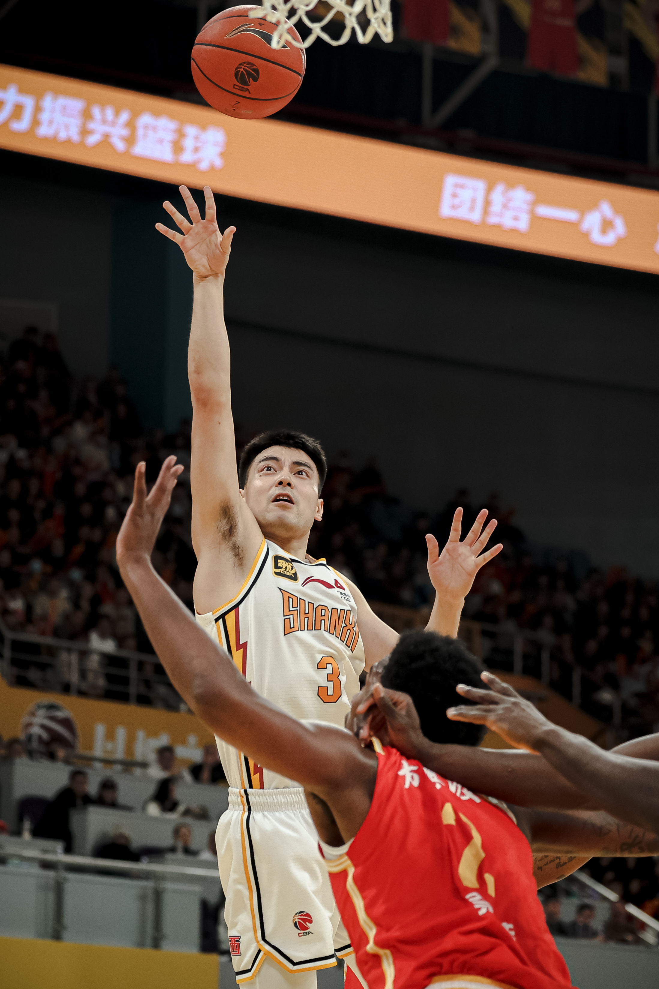 里程碑夜！浙江队刷新队史纪录，CBA常规赛窗口期刷纪录，信心回归，年轻球员得到机会的简单介绍-开云入口平台